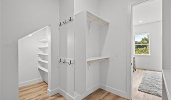 20 Stretford Dr, Bella Vista, AR 72714