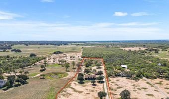 626 Home Xing, Adkins, TX 78101