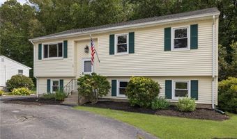 40 ROCKCREST Dr, Cranston, RI 02920