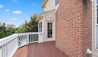 19608 EDGEMONT Sq, Ashburn, VA 20147