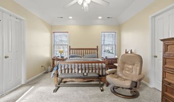 816 E Mayfair Rd, Arlington Heights, IL 60005