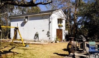 215 E Pine St, Atmore, AL 36502