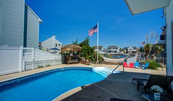 201 Clew Ct, Bayville, NJ 08721