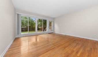 1025 Western Dr, Ann Arbor, MI 48103