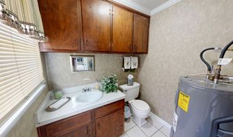 402 Park St, Ashford, AL 36312