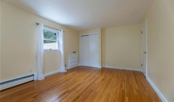 504 Shermantown Rd, North Kingstown, RI 02874