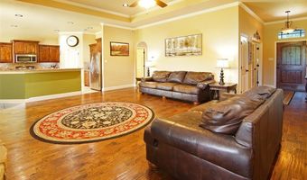 130 Meadow Arbor Dr, Weatherford, TX 76085