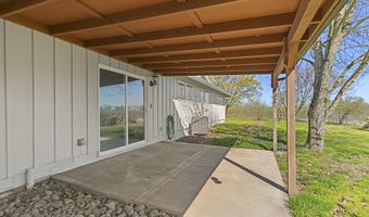 10418 CHAMPOEG Rd, Aurora, OR 97002