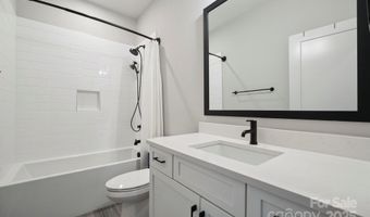 2637 Springway Dr, Charlotte, NC 28205