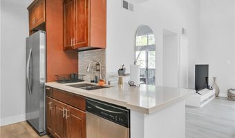 5700 Etiwanda Ave 252, Los Angeles, CA 91356