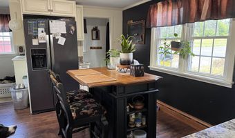 7 Garney Rd, Brookfield, NH 03872