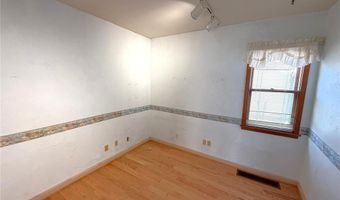 319 4th St NW, Aitkin, MN 56431