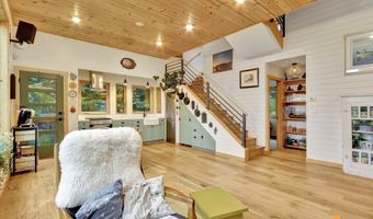 12121 Ginami St, Anchorage, AK 99516