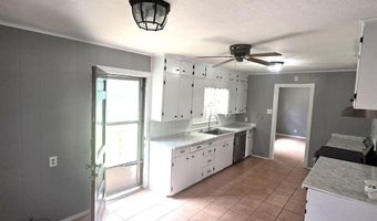 624 Navajoe Rd, Altus, OK 73521