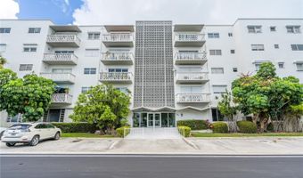 9700 E Bay Harbor Dr 305, Bay Harbor Islands, FL 33154