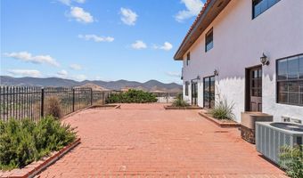 8525 Wildflower Ln, Agua Dulce, CA 91390