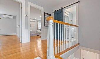 34 Burnett St, Johnston, RI 02919