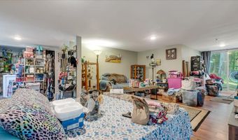 6680 Haasadahl Rd, Allentown, PA 18106