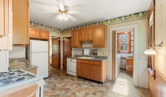 9 Spruce St, Belmont, MA 02478