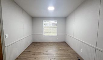 402 E College Ave, Alvarado, TX 76009