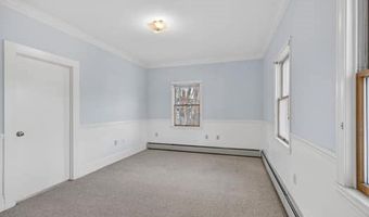 102 Market 3, Amesbury, MA 01913