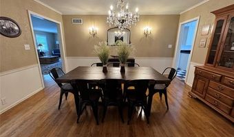 1525 Hillcrest Dr, Bartlesville, OK 74003