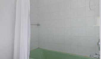 874 S Wisconsin Ave, Addison, IL 60101