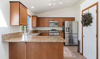 902 S Salish St, Airway Heights, WA 99224