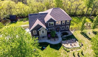 18321 Marlowes Dr, Aurora, IN 47001