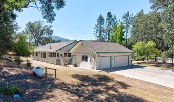 45241 Dillon Dr, Ahwahnee, CA 93601