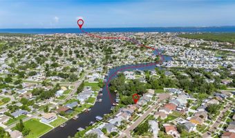 318 LOOKOUT Dr, Apollo Beach, FL 33572