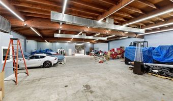 915 N Willowbrook Ave, Compton, CA 90220