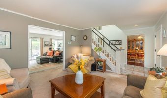 1 Victoria Pines Ln, Andover, NJ 07848