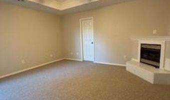 1210 SW Apache Dr, Bentonville, AR 72712