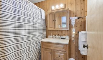 54444 MCKENZIE RIVER Dr, Blue River, OR 97413