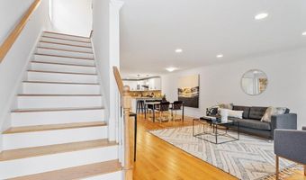 22 Patrick St 22, Arlington, MA 02474