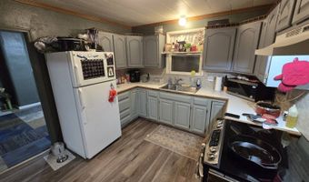 1215 16th St, Auburn, NE 68305