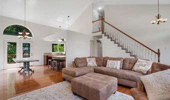 1971 Fox Pointe Dr, Arnold, MO 63010
