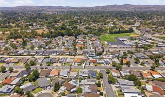 4956 E Holbrook, Anaheim, CA 92807