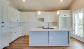 4054 Mallard St, Bay St. Louis, MS 39520