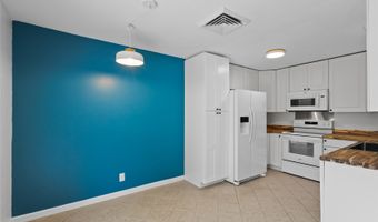 1172 Wainiha St A, Honolulu, HI 96825