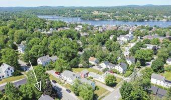 53 Congress St, Belfast, ME 04915
