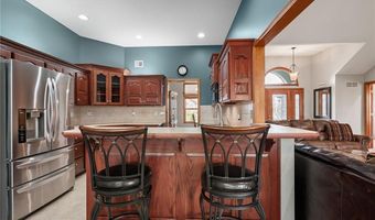 16011 Cedar St, Basehor, KS 66007