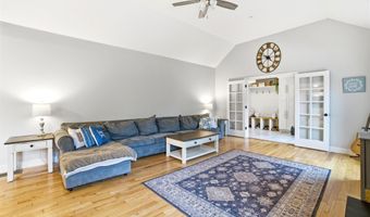 84 Juniper Cir, Auburn, NH 03032