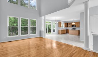 3 Whisper Way, Barnegat, NJ 08005