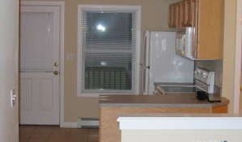 73 Gould Ln 2, Branford, CT 06405