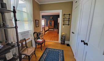21 Howard St, Brattleboro, VT 05301
