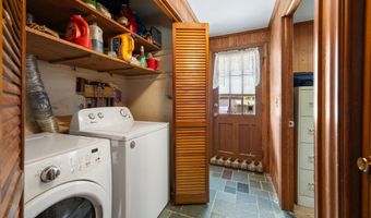 186 Schaeffer Rd, Bethany, CT 06524
