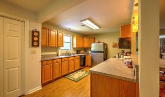 39 Harrison Rd, Bay St. Louis, MS 39520