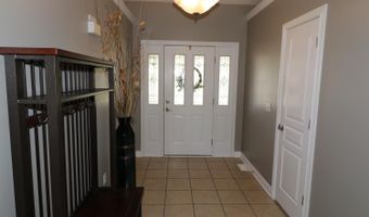 381 Woodside Ct, Batesville, IN 47006